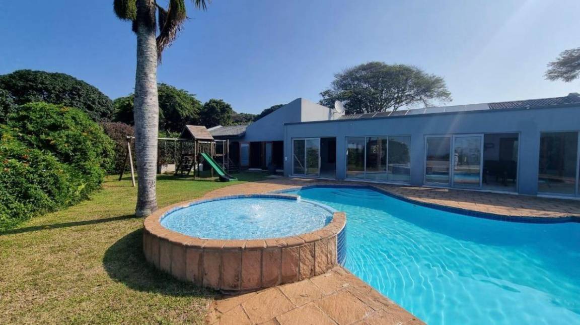 Umhlanga House | 100 m² House ∙ 5 bedrooms ∙ 14 guests