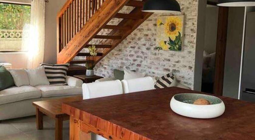 Port Elizabeth Villa | 105 m² Villa ∙ 2 bedrooms ∙ 5 guests