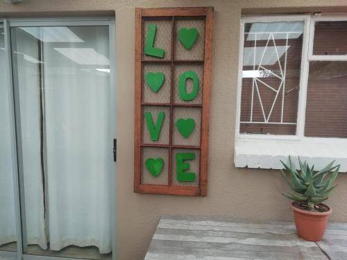 Beaufort West Apartment | 12 m² Apartment ∙ 1 bedroom ∙ 2 guests