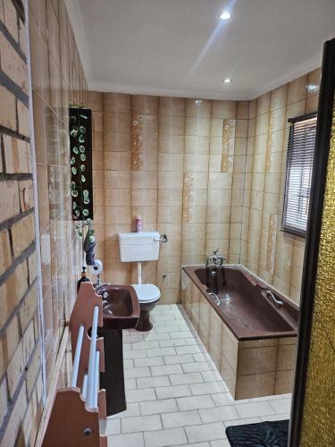 Grassy Park Apartment | 12 on lake
