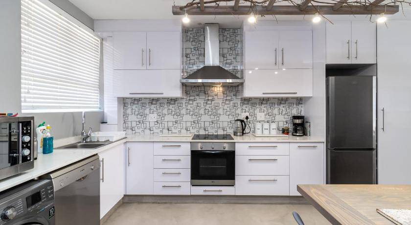 Amanzimtoti Apartment | 120 m² Apartment ∙ 2 bedrooms ∙ 4 guests