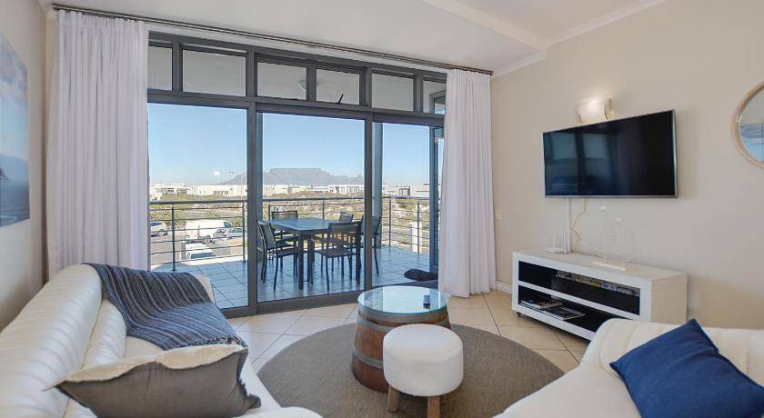 Big Bay Apartment | 120 m² Apartment ∙ 3 bedrooms ∙ 6 guests