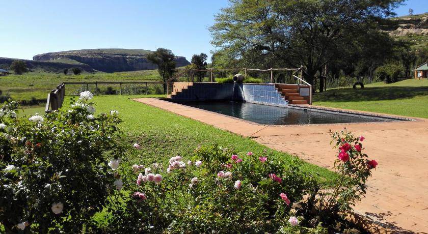 Fouriesburg House | 120 m² Farmhouse ∙ 4 bedrooms ∙ 8 guests