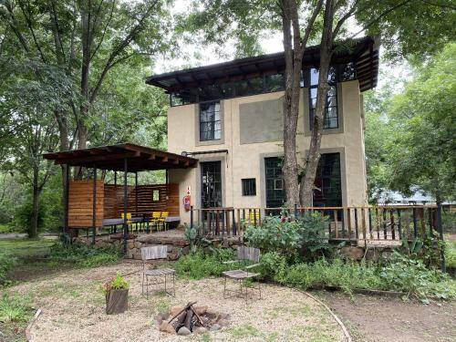 Magaliesberg House | 120 m² House ∙ 1 bedroom ∙ 2 guests
