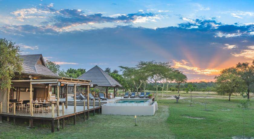 Kruger National Park Cabin | 120 m² Lodge ∙ 4 guests