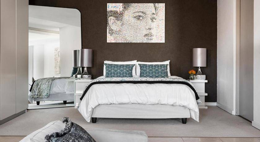 Downtown Johannesburg Apartment | 122 m² Apartment ∙ 4 guests