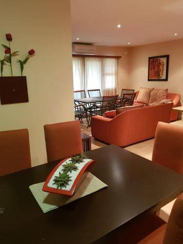 Port Edward Apartment | 136 m² Serviced apartment ∙ 3 bedrooms ∙ 6 guests