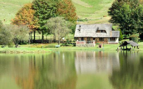 Himeville Ski Chalet | 140 m² Chalet ∙ 3 bedrooms ∙ 7 guests