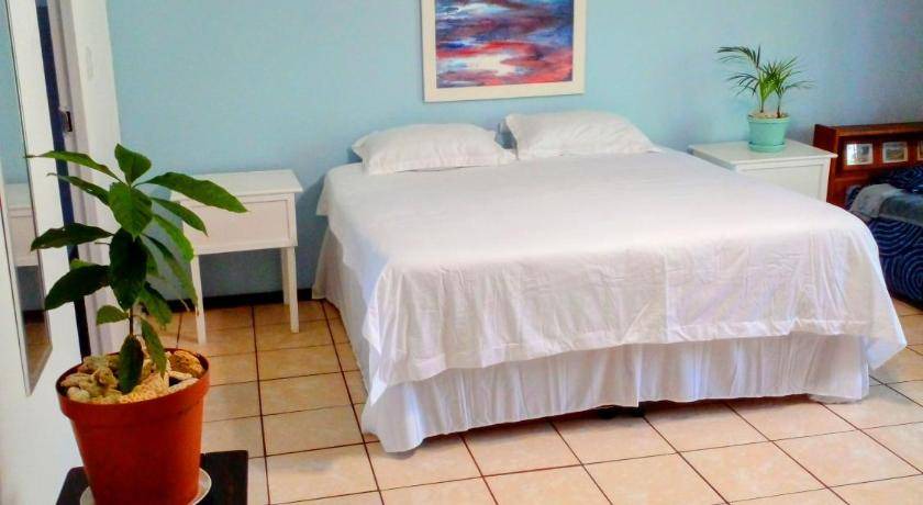 St. Lucia House | 140 m² House ∙ 3 bedrooms ∙ 6 guests