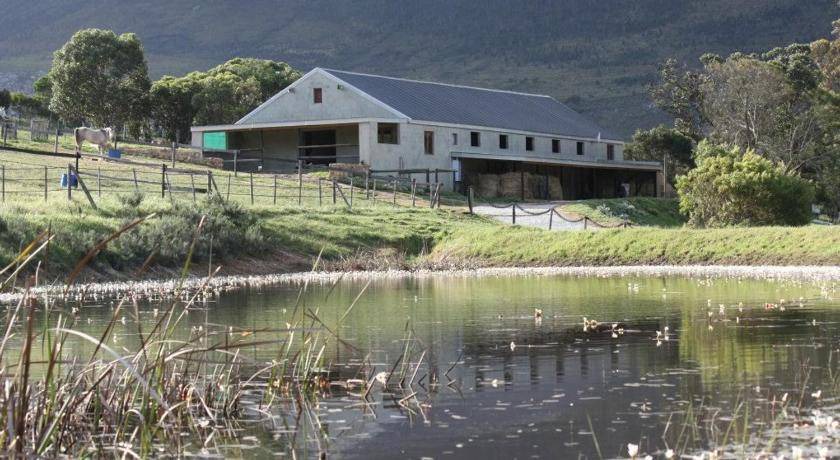 Caledon House | 15 m² Farmhouse ∙ 5 guests