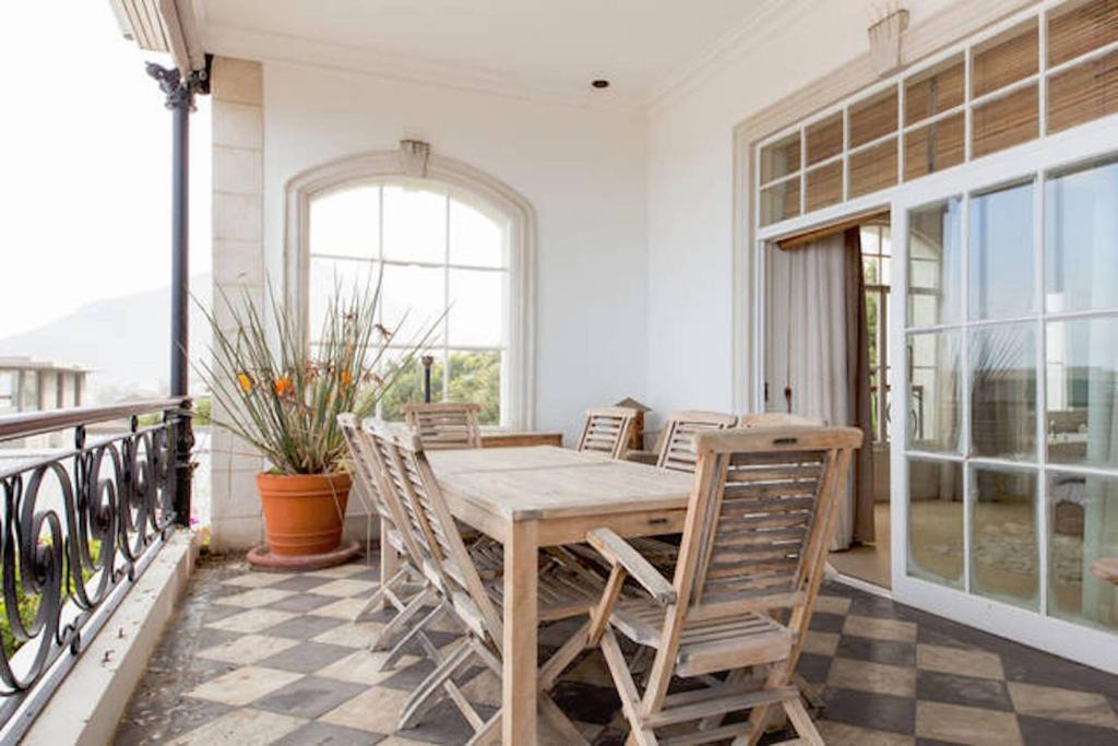 Camps Bay House | 15A on Hove