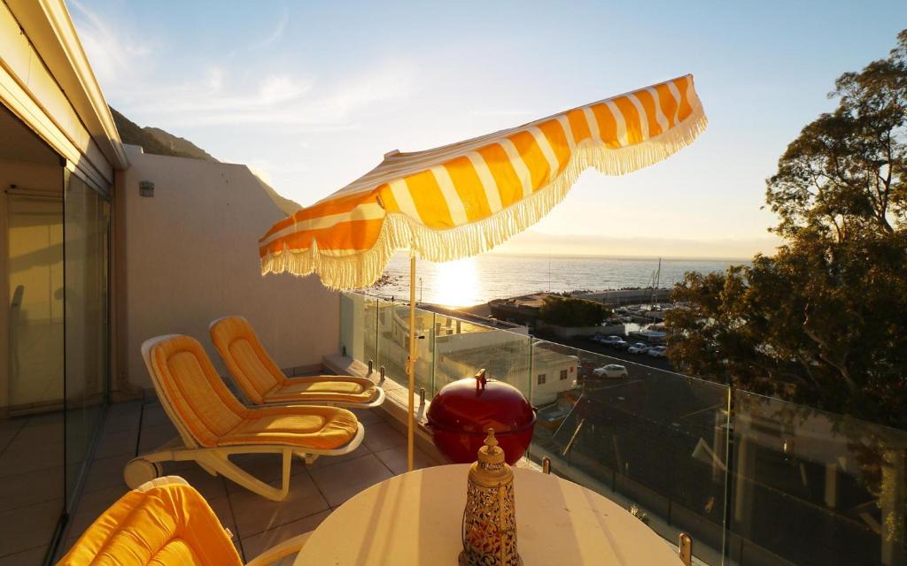 Gordons Bay Central Apartment | 16 Gordonia