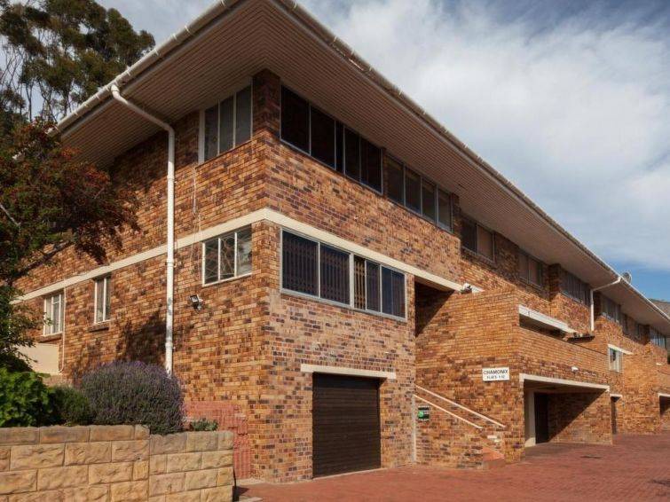 Sea Point House | 160 m² House ∙ 3 bedrooms ∙ 6 guests