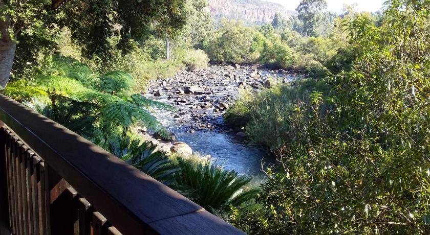 Schoemanskloof Apartment | 162 m² Apartment ∙ 3 bedrooms ∙ 6 guests