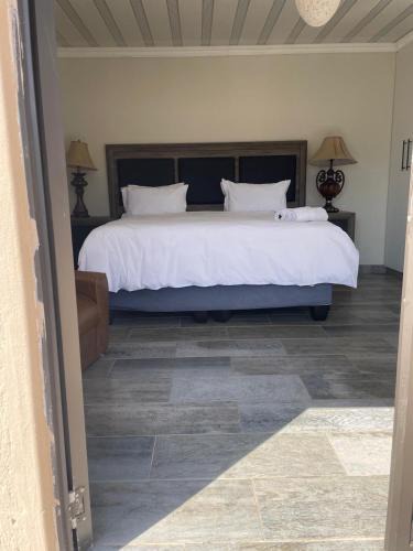 Uvongo House | 17 Zurich Drive House