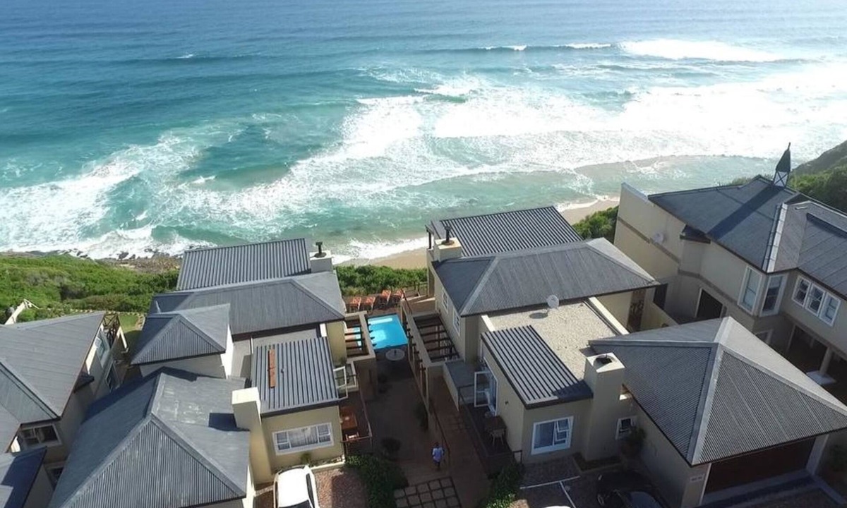 Brenton-on-Sea Villa | 180 Degree Ocean View - Seagull Villa in Brenton On The Rocks