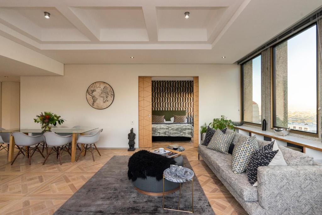 Cape Town City Centre Apartment | #1803 Cartwright - Simply Spectacular