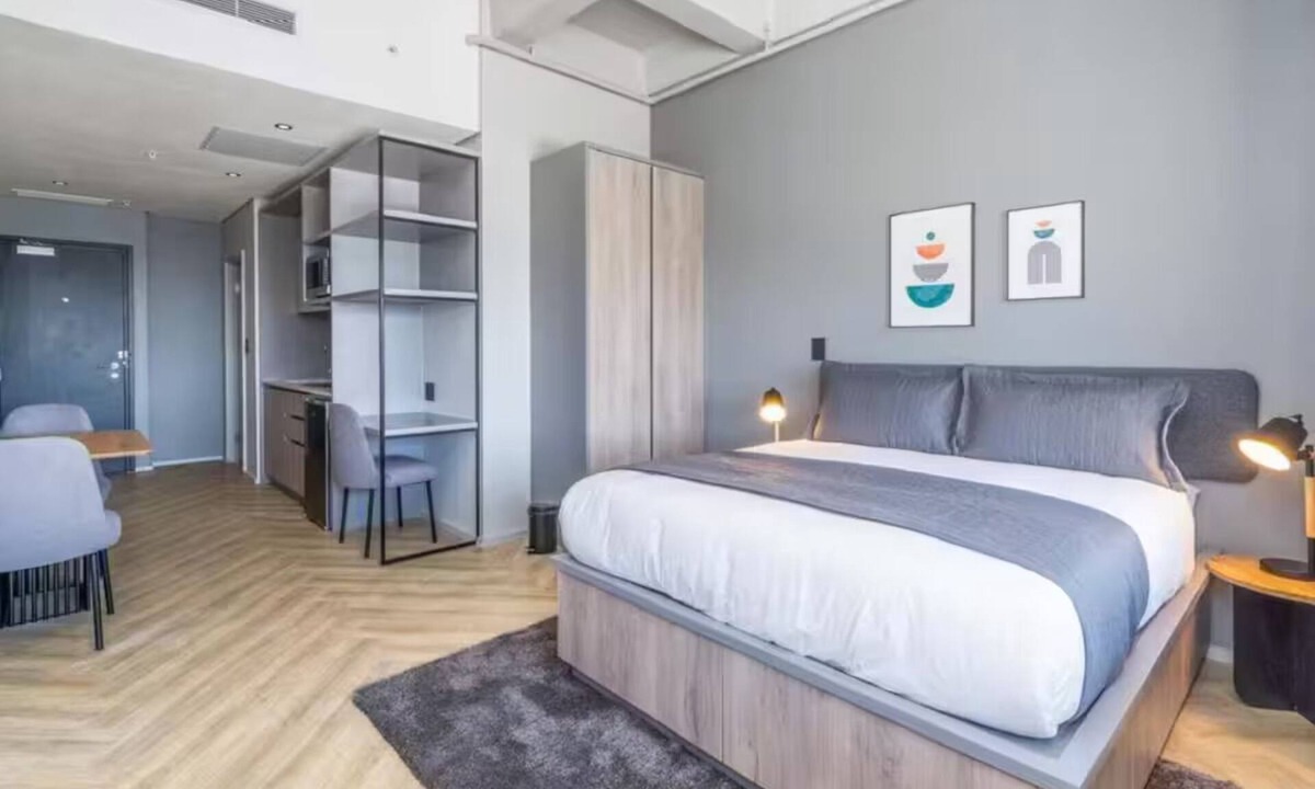 Cape Town City Centre Apartment | 1819 at one thibault apt