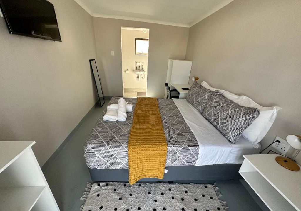 Southernwood House | 19 on Gordon