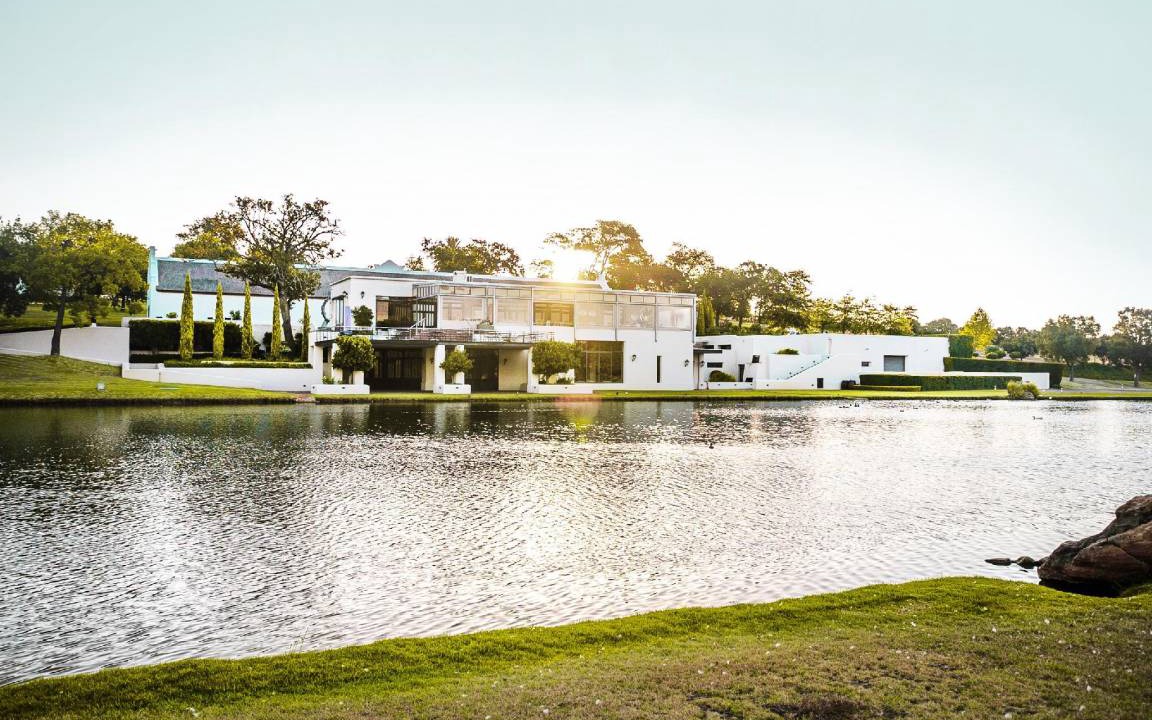 Stellenbosch Bed & Breakfast | 190 m² Bed and breakfast ∙ 2 bedrooms ∙ 99 guests
