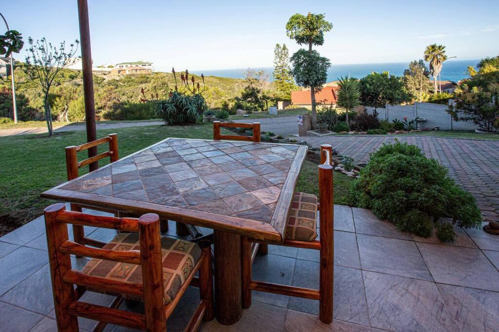 Dana Bay Apartment | 2 Bedroom Holiday Flat in Dana Bay
