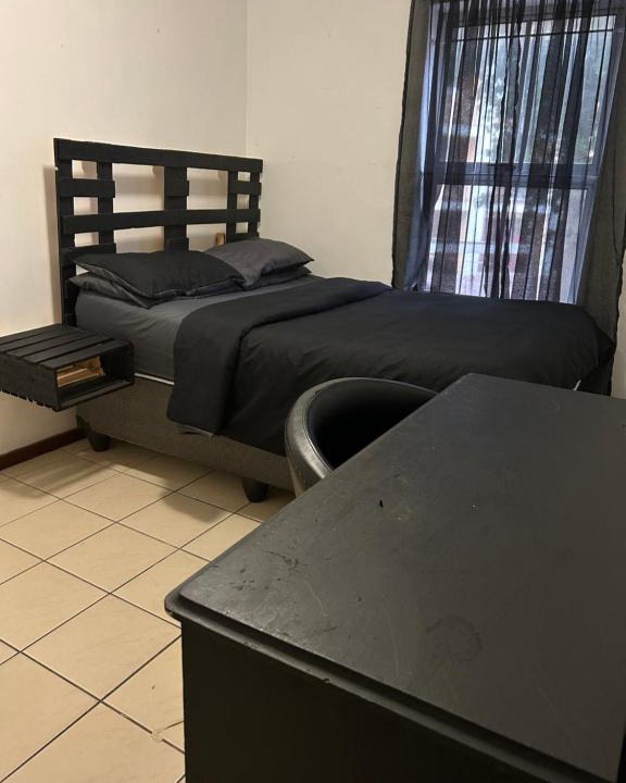 Stellenbosch Apartment | 2 bedrooms, one room per 2 guests