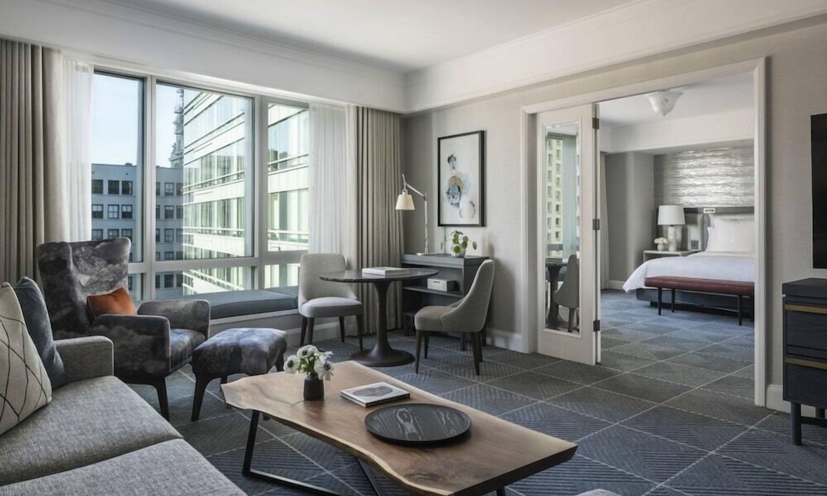 Union Square Hotel | 2 Connecting Suites at a 5⭐️ Hotel
