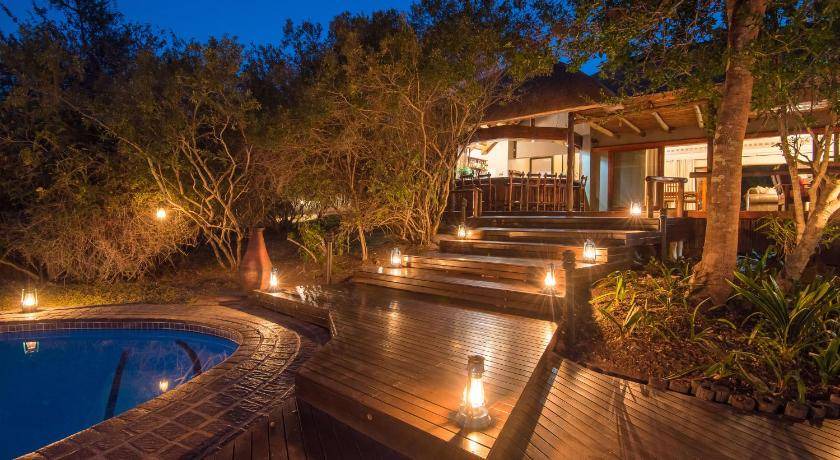 Thorny Bush Game Reserve Cabin | 20 m² Lodge ∙ 2 guests
