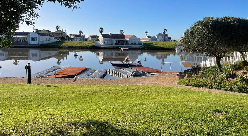 Port Owen Apartment | 200 m² Apartment ∙ 2 bedrooms ∙ 4 guests