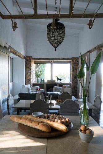 Bergrivier House | 200 m² Farmhouse ∙ 4 bedrooms ∙ 8 guests