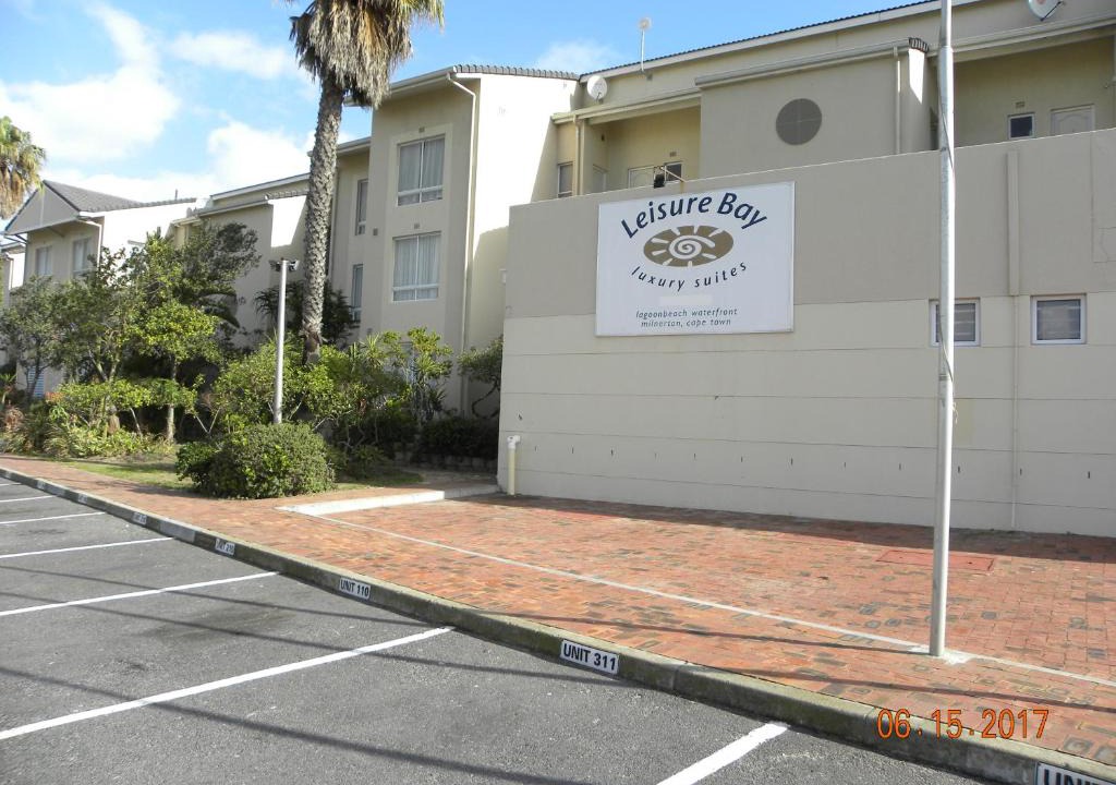 Lagoon Beach Apartment | 204 Leisure Bay