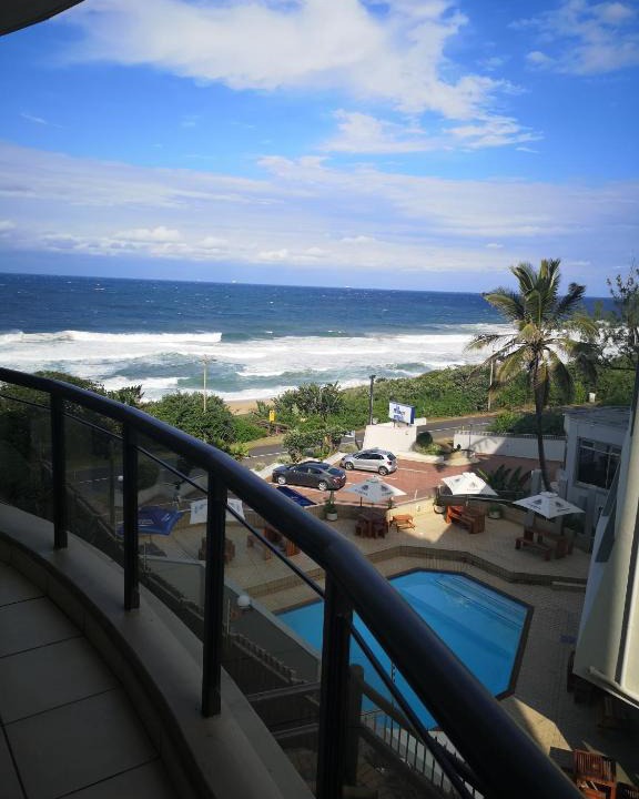 La Mercy Apartment | 208 Coral Reef