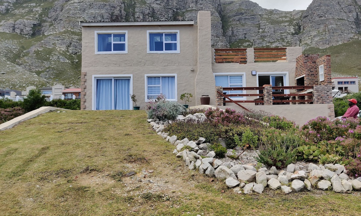 Betty's Bay Cottage | 210 Degrees South, paradise in Sunny Seas