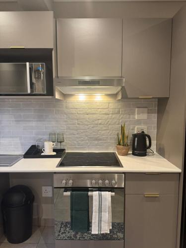 Sandown Apartment | 22 Fredman Drive, Sandton Central