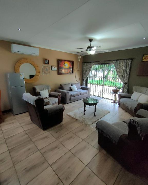 Orkney Apartment | 23 Wawiel Guesthouse