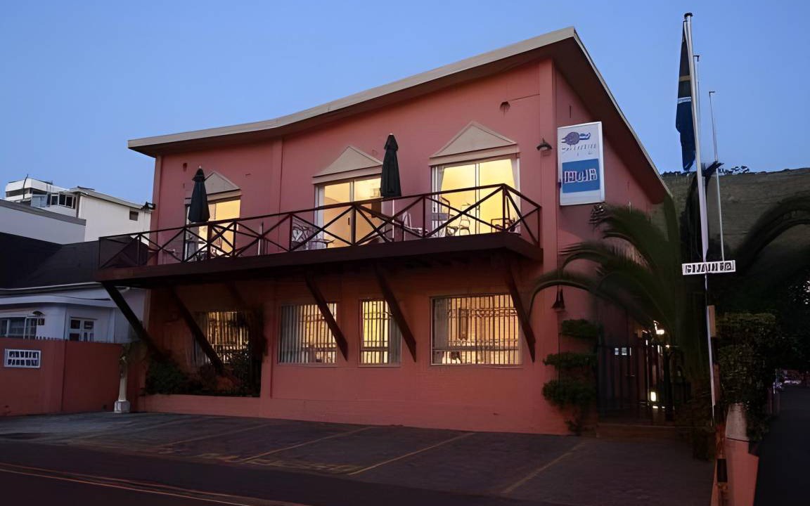 Sea Point Bed & Breakfast | 24 m² Bed and breakfast ∙ 3 guests