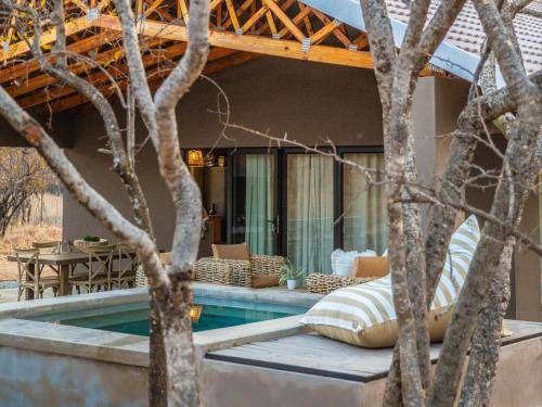 Hammanskraal Cabin | 240 m² Lodge ∙ 2 bedrooms ∙ 5 guests