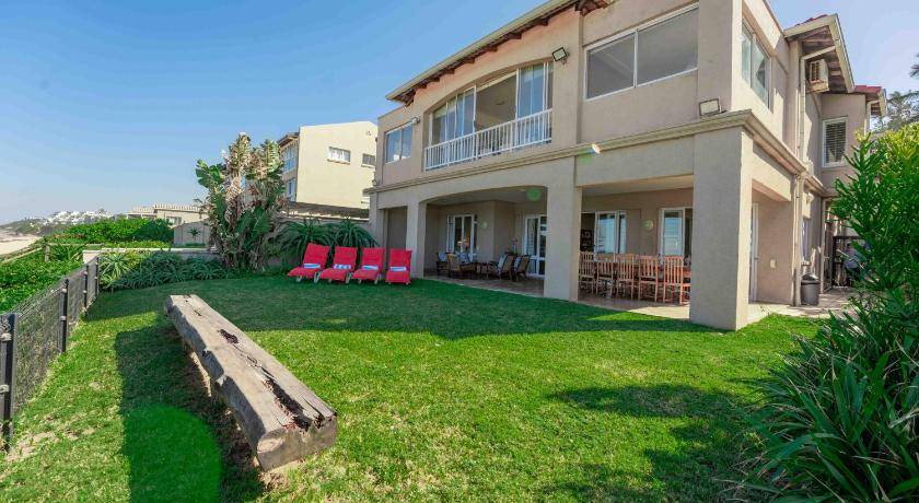 Shaka's Rock Apartment | 254 m² Apartment ∙ 3 bedrooms ∙ 6 guests