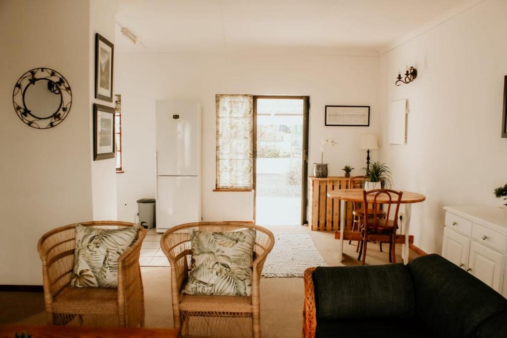 Himeville Apartment | 26 on Sutton