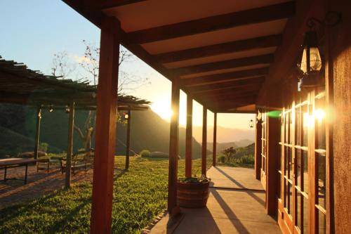Robertson House | 280 m² House ∙ 5 bedrooms ∙ 16 guests