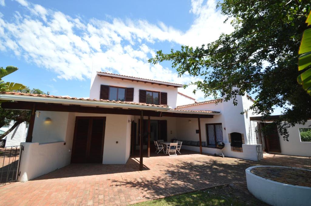 Robberg Beach House | 29 Beachy Head Drive