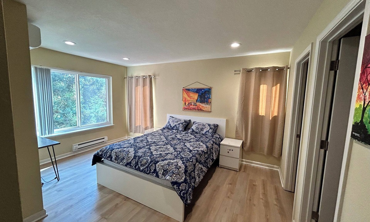 Willow Glen Condo | 2B2B APT ATT fiber Fast WiFi Apple TV Disney+ ESPN