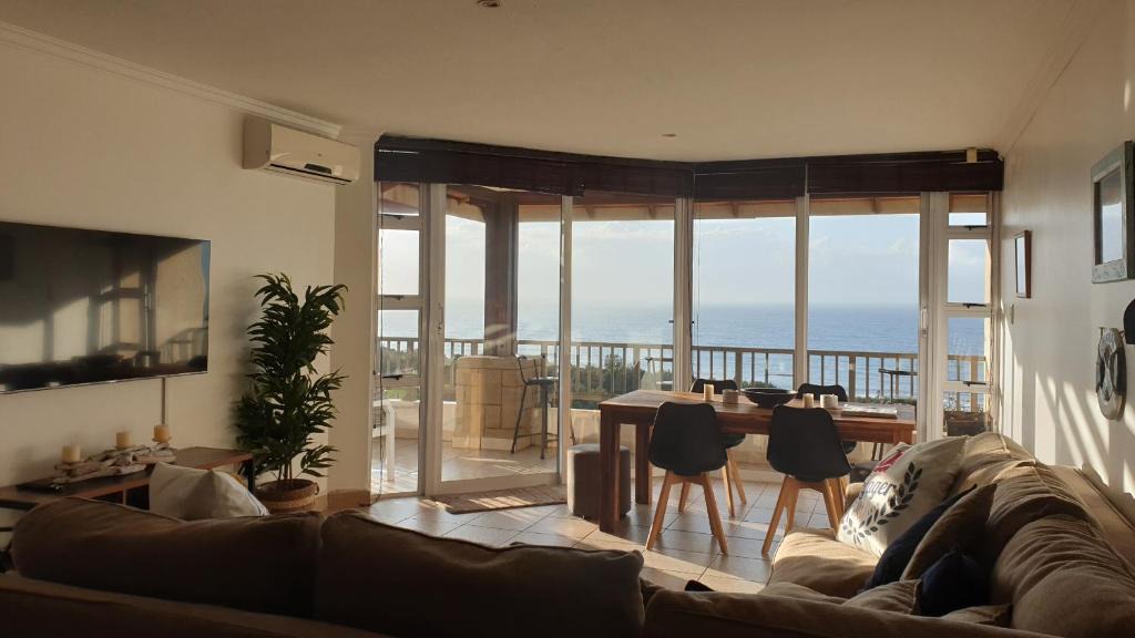 Westbrook Apartment | 3 Bedroom Apartment