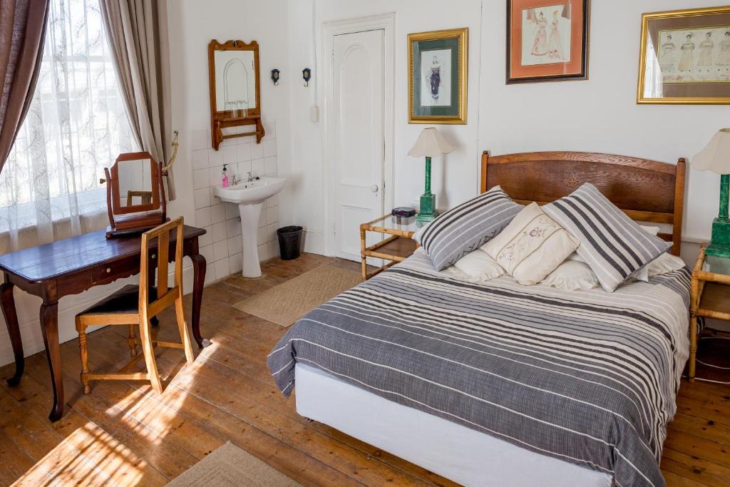 Hanover House | 3 Darling Street Guest House