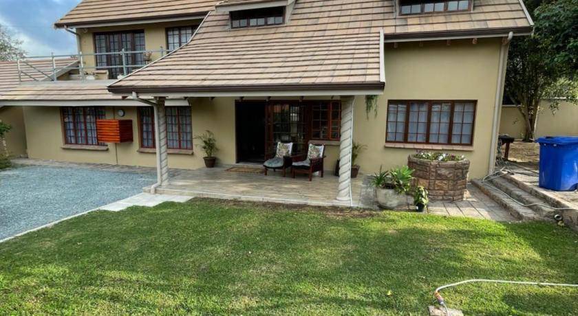 Hillcrest Apartment | 300 m² Apartment ∙ 3 bedrooms ∙ 8 guests