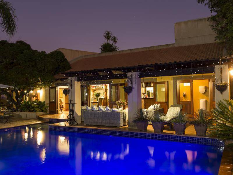 Constantia Park Bed & Breakfast | 400 m² Bed and breakfast ∙ 4 bedrooms ∙ 127 guests