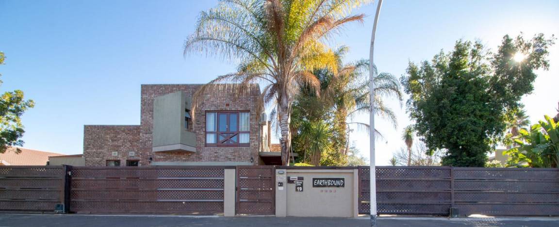 Oudtshoorn Bed & Breakfast | 41 m² Bed and breakfast ∙ 127 guests