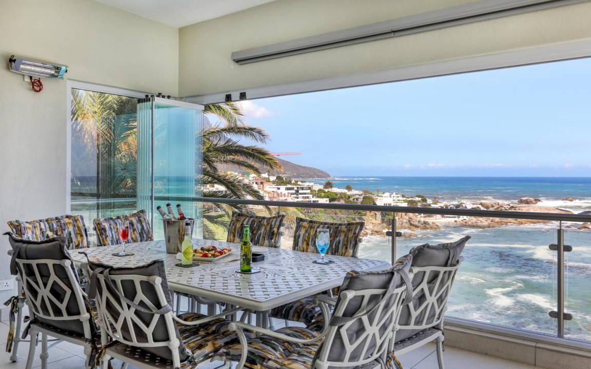 Camps Bay Villa | 420 m² Villa ∙ 5 bedrooms ∙ 10 guests