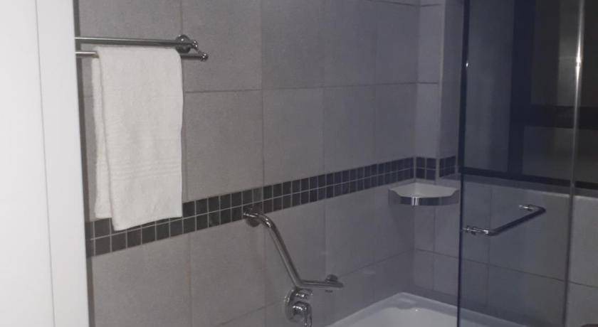 Boksburg Apartment | 45 m² Serviced apartment ∙ 2 bedrooms ∙ 4 guests