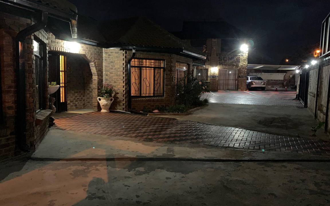 Bronkhorstspruit Bed & Breakfast | 49 m² Bed and breakfast ∙ 2 guests